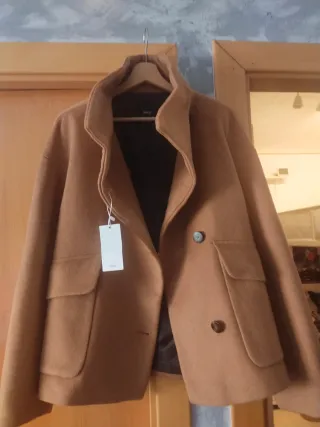 Abrigo corto Mango mujer, nuevo con etiqueta