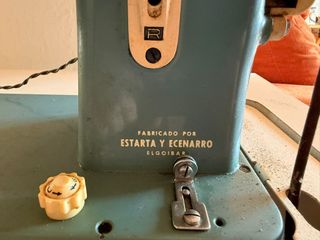 Máquina de coser antigua Sigma