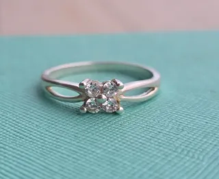 Anillo Plata auténtica 925 🇨🇴 - Flor Circonitas