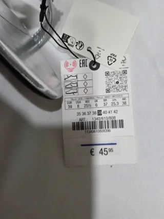 Tacones Zara plateados