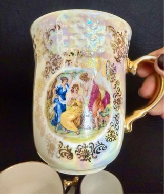 Antiche tazzine in porcellana