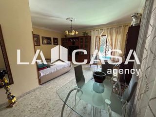 Casa pareada en venta en Montequinto en Dos Hermanas