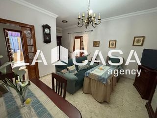 Casa pareada en venta en Montequinto en Dos Hermanas