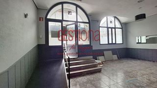 Local comercial en venta en Muriedas en Camargo