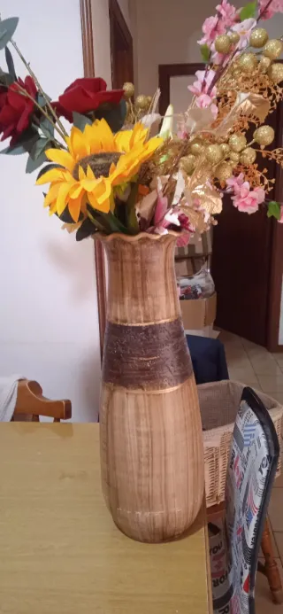 Vaso decorativo in ceramica