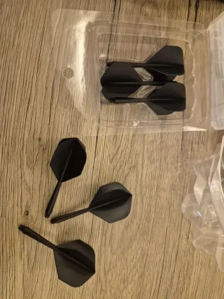 Set 6 Aste e Alette per Freccette