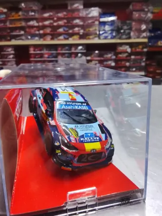 Scalextric Hyundai i20 WRC Solans