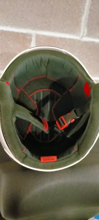 Casco de esquí Atomic para adulto