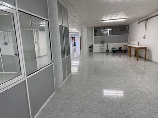 Local comercial en venta en Castellbisbal
