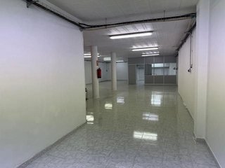 Local comercial en venta en Castellbisbal