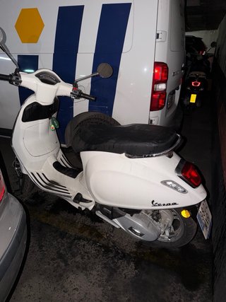Vespa Primavera 125cc blanca Automática