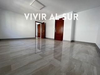 Oficina en venta en Casco Antiguo en Algeciras