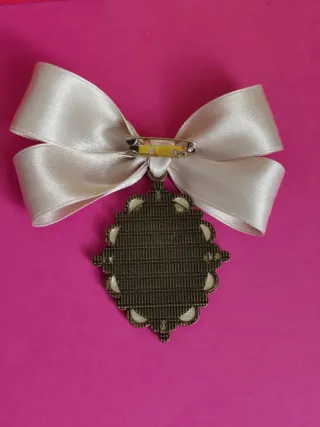 Broche vintage flor seca y lazo