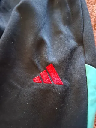 Pantalón chándal Manchester United Adidas