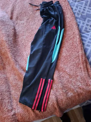 Pantalón chándal Manchester United Adidas