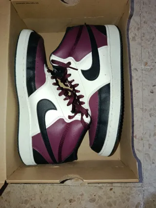 Nike Court Vision Mid Morado y Blanco