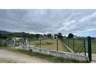 Terreno en venta en Celorio-Poó-Parres en Llanes