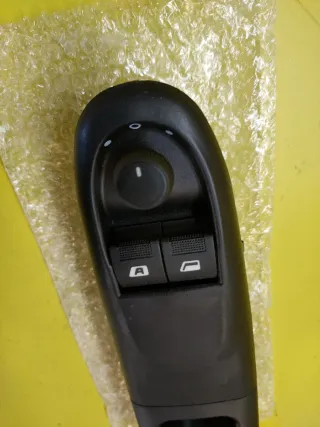 BOTONERA ELEVALUNAS PEUGEOT 406 BERLINA 8B X2 BOT