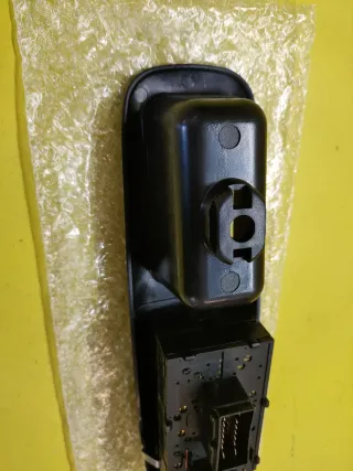 BOTONERA ELEVALUNAS PEUGEOT 406 BERLINA 8B X2 BOT