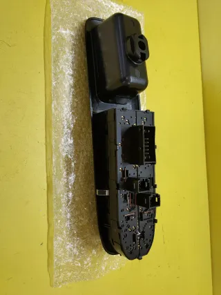 BOTONERA ELEVALUNAS PEUGEOT 406 BERLINA 8B X2 BOT