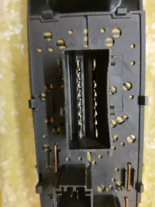 BOTONERA ELEVALUNAS PEUGEOT 406 BERLINA 8B X2 BOT