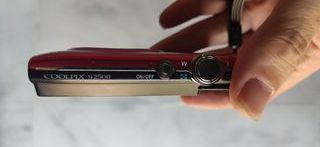 2 FOTOCAMERE DIGITALI COMPATTE «NIKON COOLPIX S2500