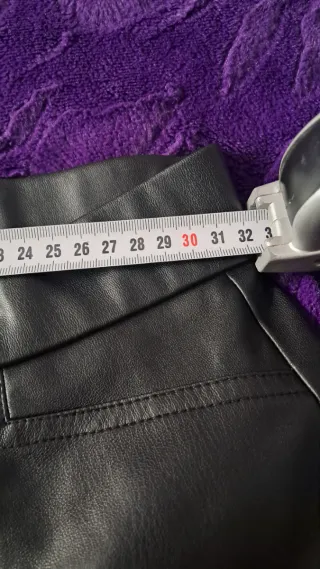 Pantalón Piel Sintética Negro Talla M