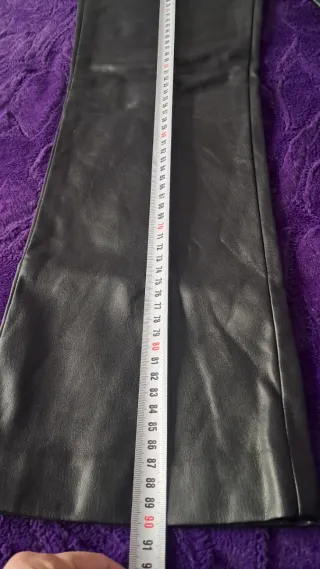 Pantalón Piel Sintética Negro Talla M