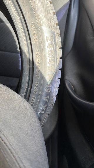 Neumáticos Continental Invierno 245/45 R19
