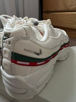 Nike Air Max 95 Undefeated Blancas