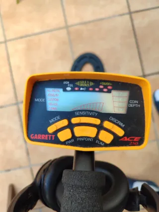 Detector Metales Garrett 250