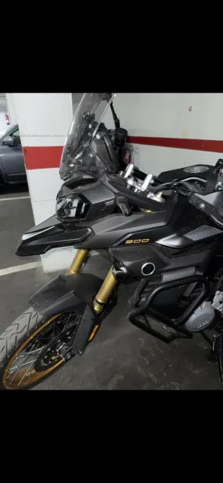 Moto Vogue 900 DSX Negra 2200km! 2025