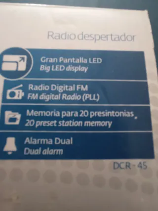 Radio Despertador Daewoo DCR-45