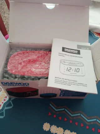 Radio Despertador Daewoo DCR-45