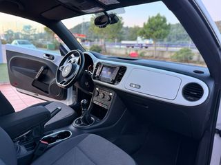 Volkswagen Beetle 2015