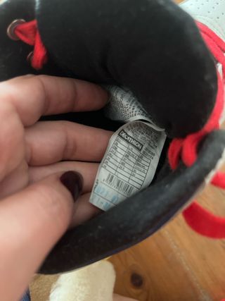 Patines 4 ruedas blancos y rojos talle 39