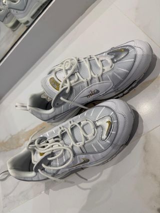 Zapatillas Nike Air Max 98 Blancas y Doradas