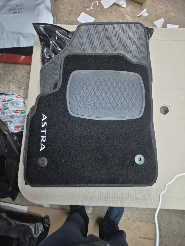 Tappetini Opel Astra K