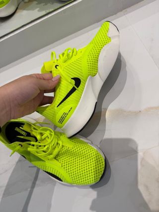 Zapatillas Nike Verdes y Blancas ORGINALES