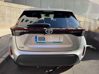 TOYOTA YARIS CROSS Style Plus Gris Ágata