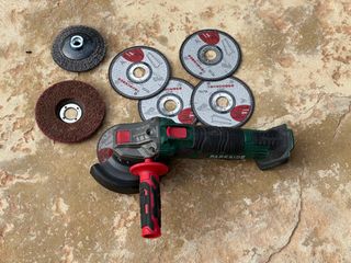 Amoladora Parkside 20V Inalámbrica