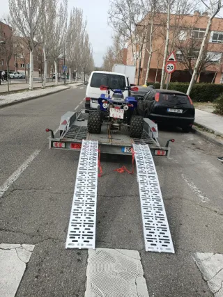 transporte de vehiculos, y motos