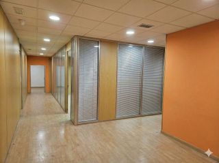 Local comercial en alquiler en Hermanos Falcó - Sepulcro Bolera en Albacete