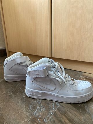 Nike Air Force 1 High Blancas