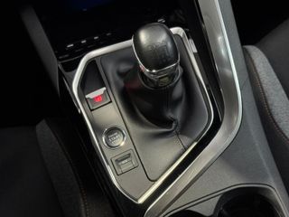 PEUGEOT 5.008 1.5HDI 130CV