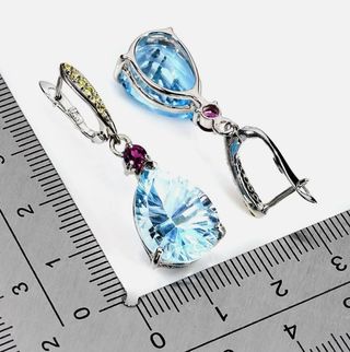 Pendientes de plata con topacio azul y zafiro