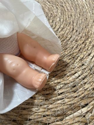 Muñeca Barriguita Piernas Rectas, comunión