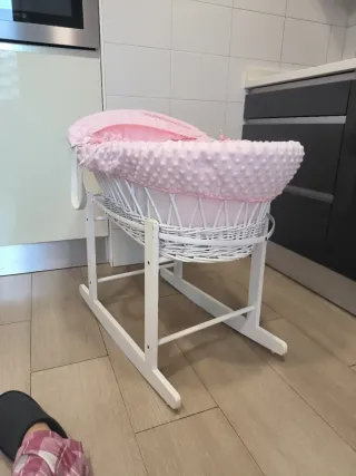 Moisés Cuna Bebé Blanco Rosa