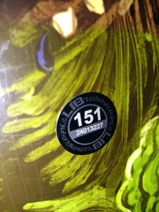 Tabla Lib Tech Banana c/Fijaciones Burton Misión