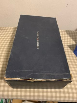 Zapatos Tommy Hilfiger Rojos y Beige